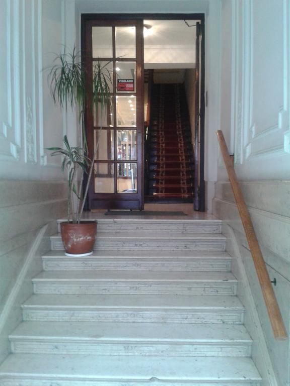 Mari Plaza Hotel Buenos Aires Zewnętrze zdjęcie
